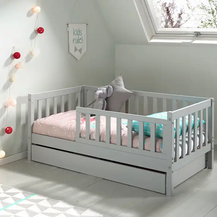 When to Transition to a Toddler Bed