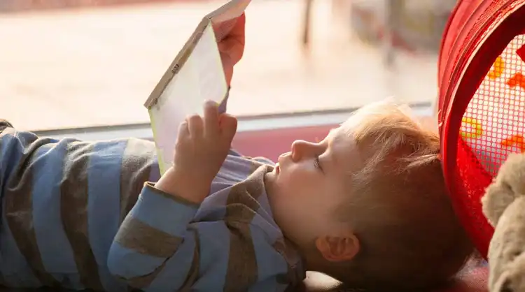 Why Some Quiet Time in Crib is Beneficial for Your Toddler