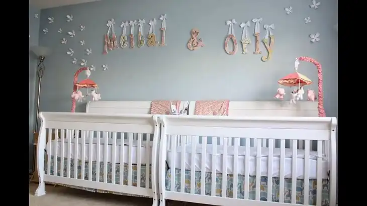 How Far Should Wall Décor Be from Crib